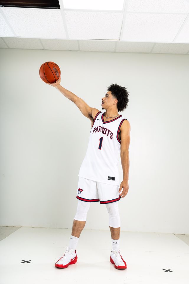 Athlete profile featured image number 1 of 4