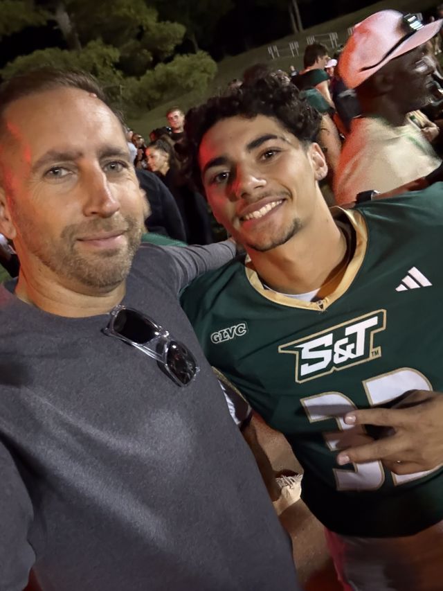 Athlete profile featured image number 3 of 4