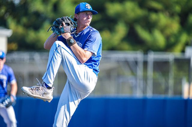 Athlete profile featured image number 3 of 4