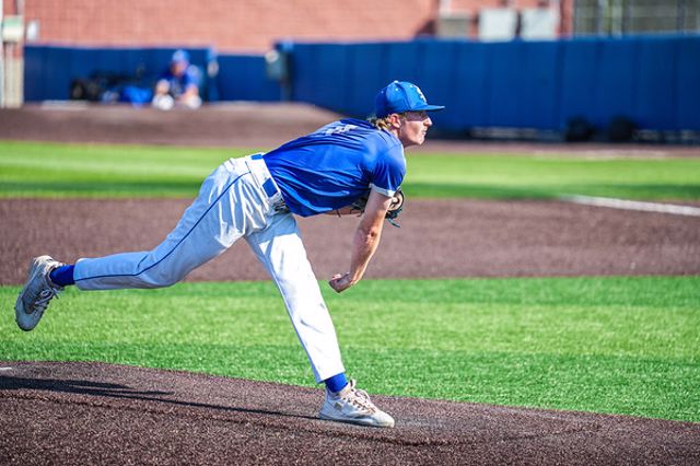 Athlete profile featured image number 1 of 4