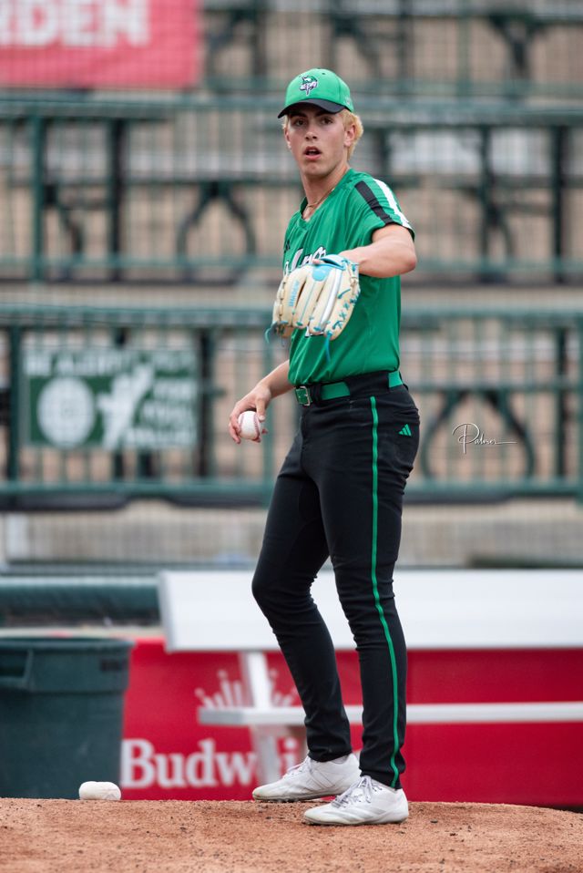 Athlete profile featured image number 3 of 6