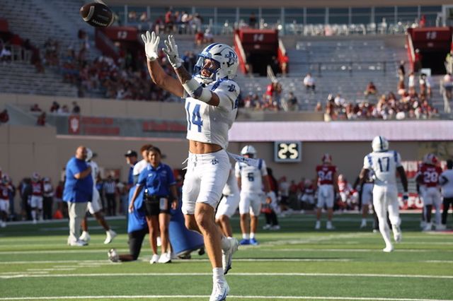 Athlete profile featured image number 4 of 10