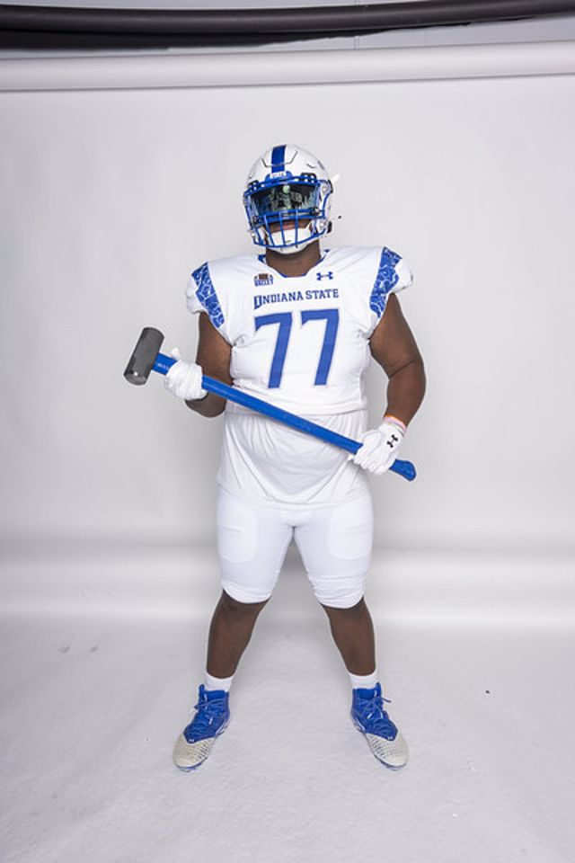 Athlete profile featured image number 1 of 4