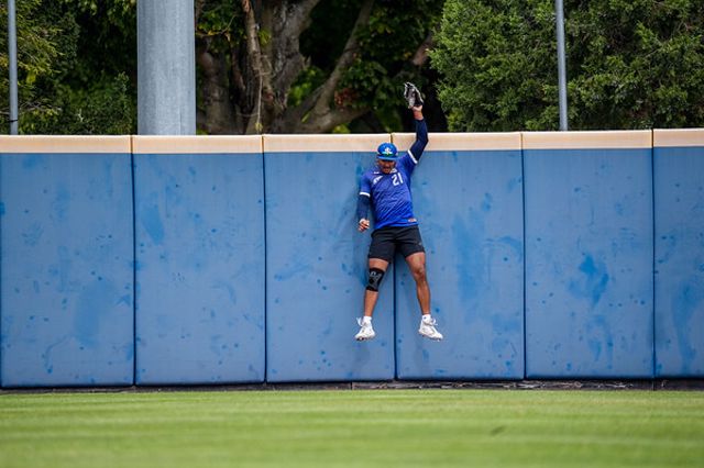 Athlete profile featured image number 3 of 5