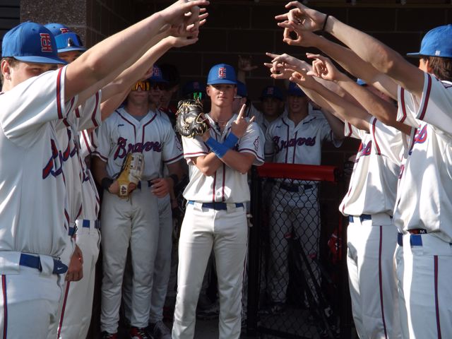 Athlete profile featured image number 2 of 6