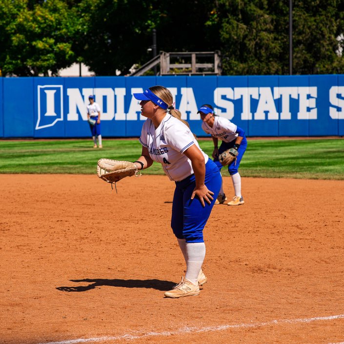 Claire Connelly athlete profile head shot