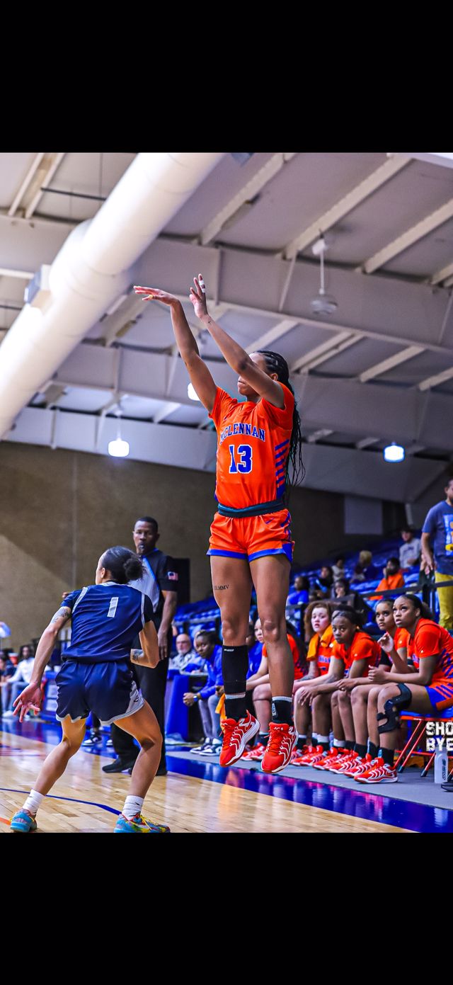 Athlete profile featured image number 4 of 4