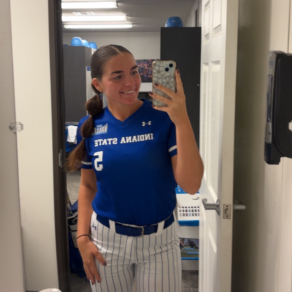 Isabelle Saylor athlete profile head shot