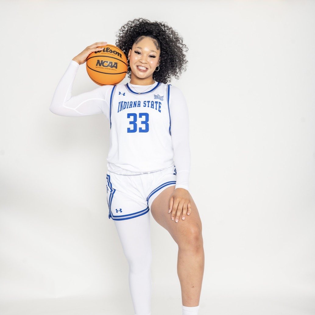 Amerie Flowers athlete profile head shot