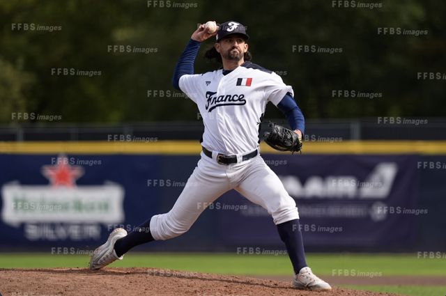 Athlete profile featured image number 4 of 6