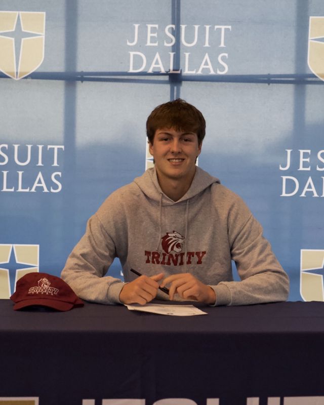 Athlete profile featured image number 1 of 4