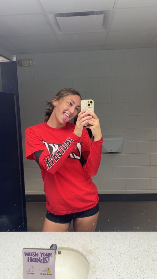 Athlete profile featured image number 2 of 5