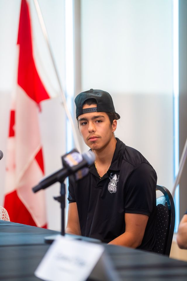 Athlete profile featured image number 4 of 6