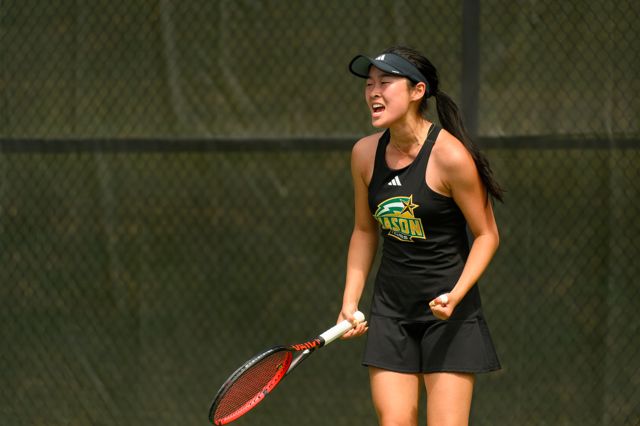 Athlete profile featured image number 4 of 4