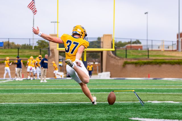 Athlete profile featured image number 1 of 4