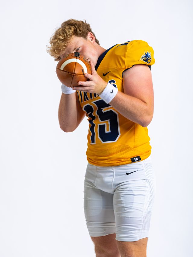 Athlete profile featured image number 4 of 4
