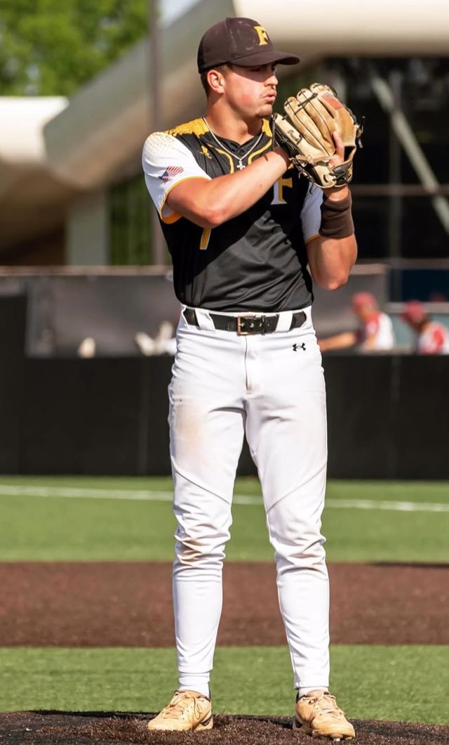 Athlete profile featured image number 4 of 4