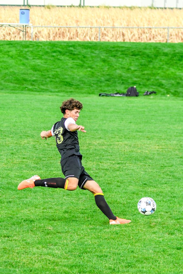 Athlete profile featured image number 1 of 4