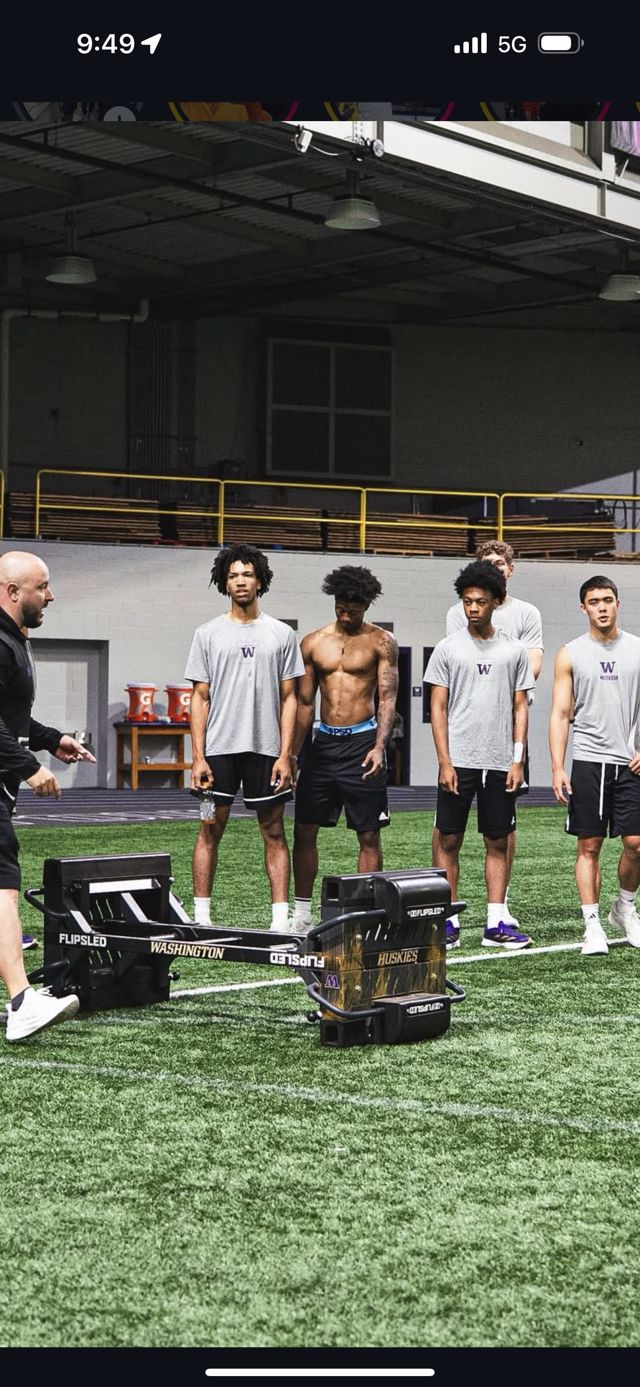 Athlete profile featured image number 1 of 4