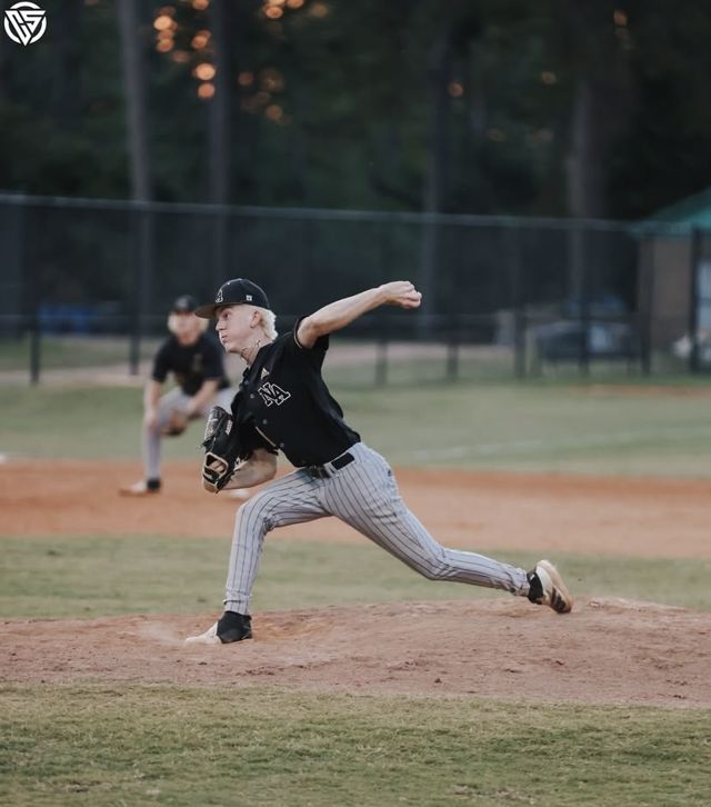 Athlete profile featured image number 4 of 7