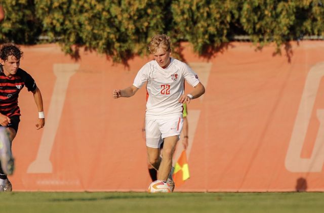 Athlete profile featured image number 3 of 4