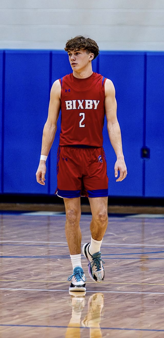 Athlete profile featured image number 6 of 6