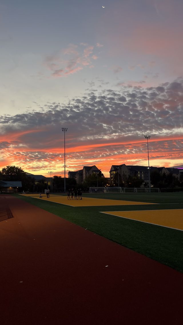 Athlete profile featured image number 1 of 4