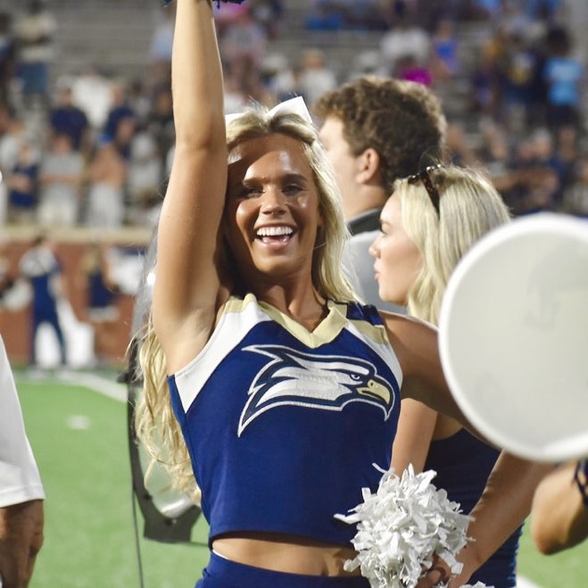 Avery Evans athlete profile head shot