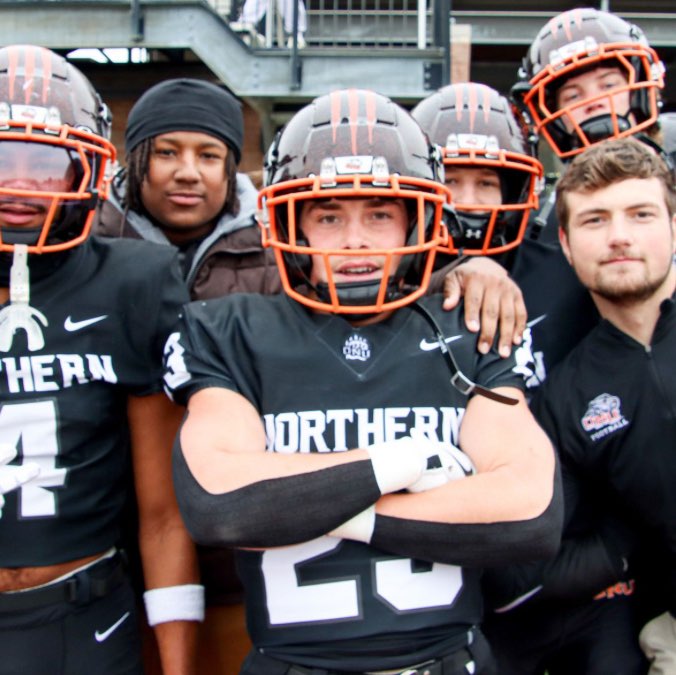 Baret Helms athlete profile head shot