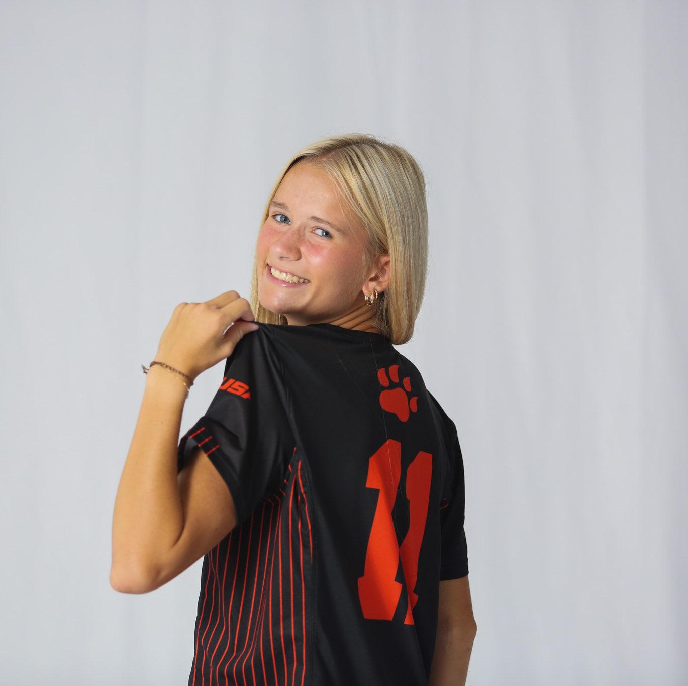 Ashtyn Magnuson athlete profile head shot