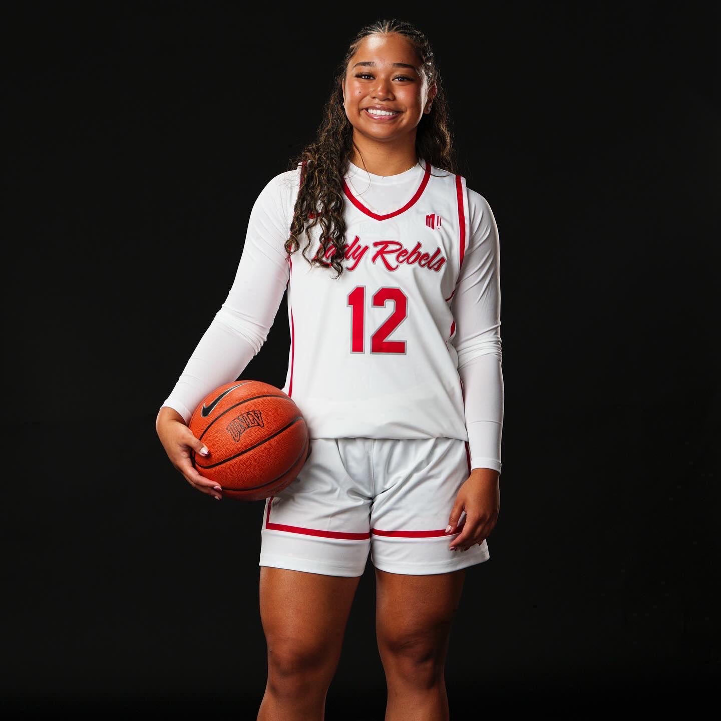 Ongolea Afu athlete profile head shot