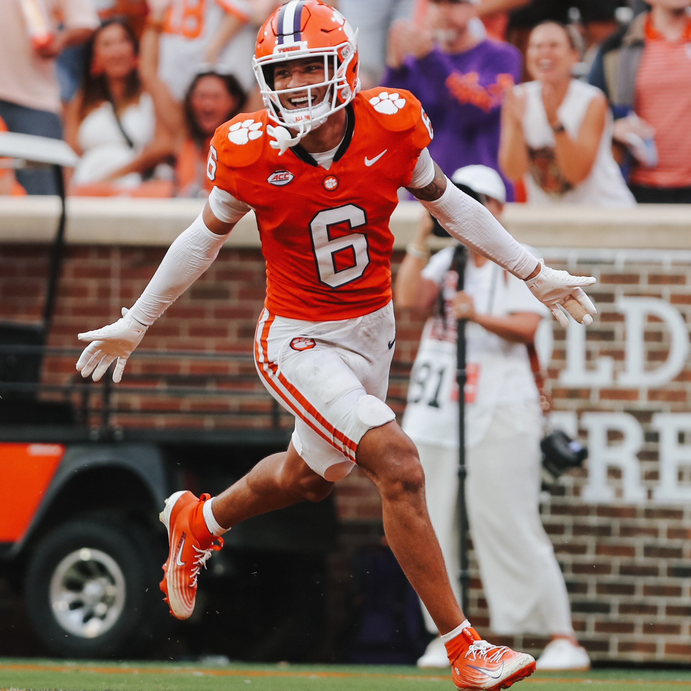 Ricardo Jones athlete profile head shot