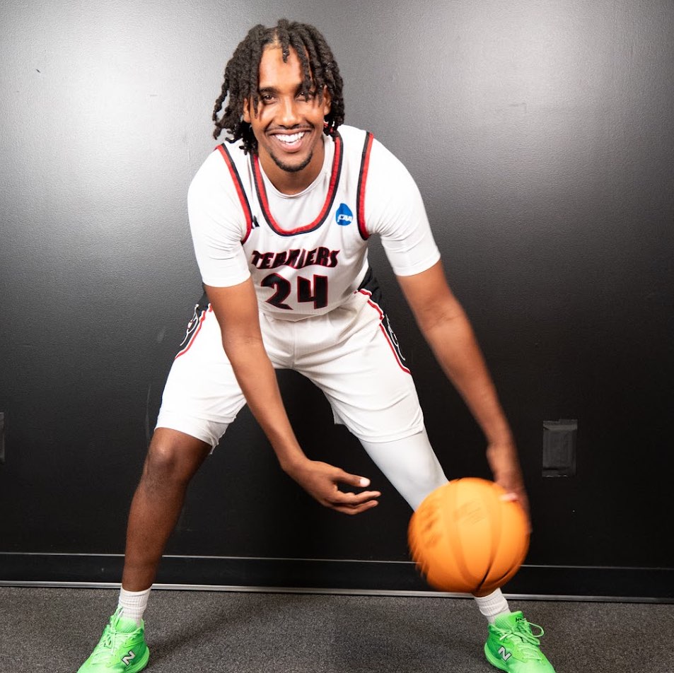 Yasmo Mohamud athlete profile head shot