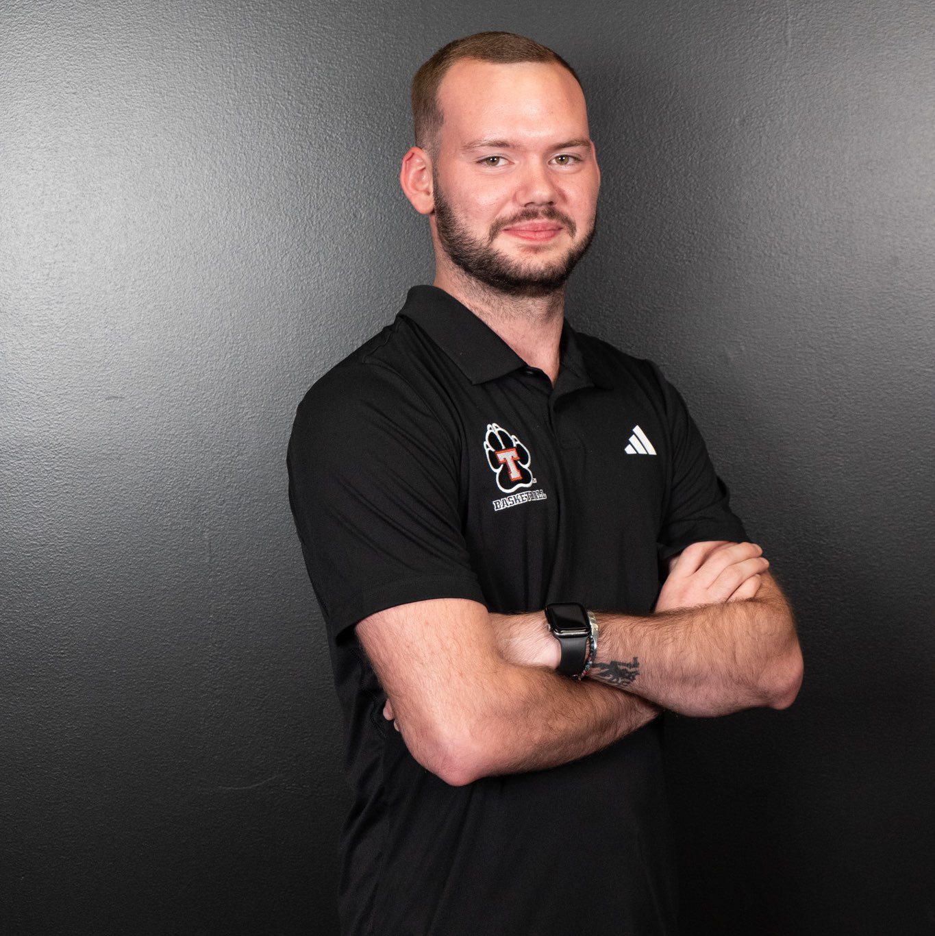 Osher Kooznits athlete profile head shot