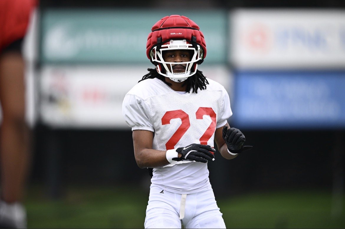 Devaon Holman athlete profile head shot