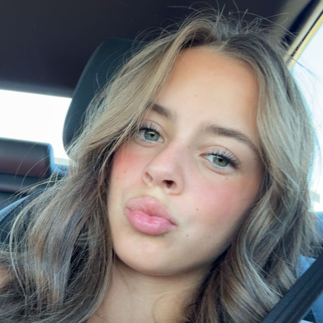 Elizabeth Ionescu athlete profile head shot