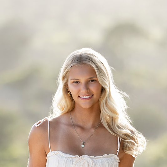 Grace Lee athlete profile head shot