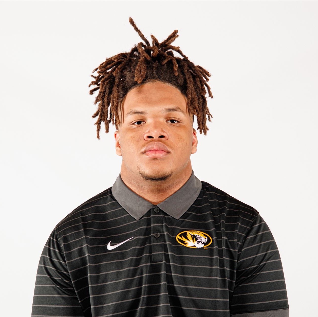Donta Simpson Jr. athlete profile head shot