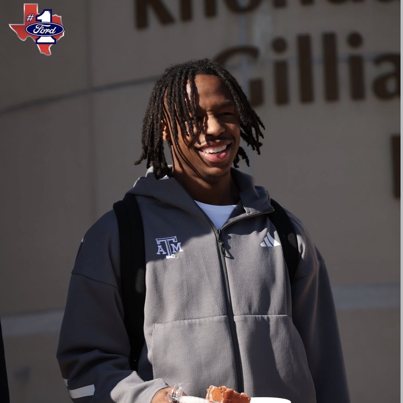 Josh Holloway athlete profile head shot