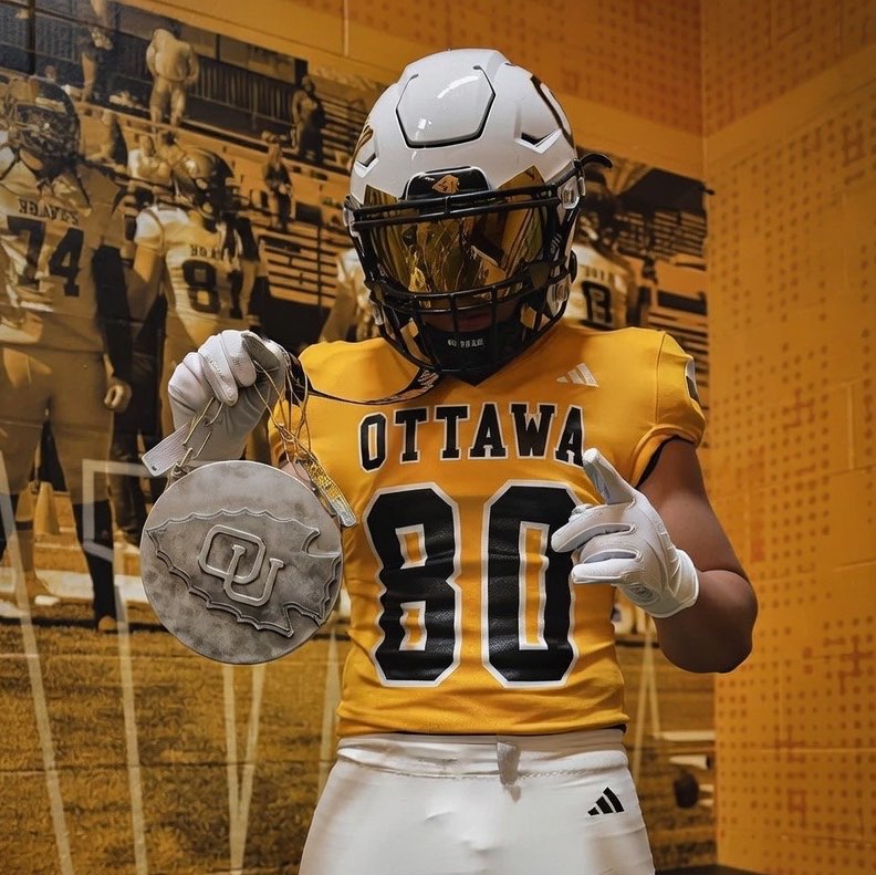 Tupesina Laumoli athlete profile head shot