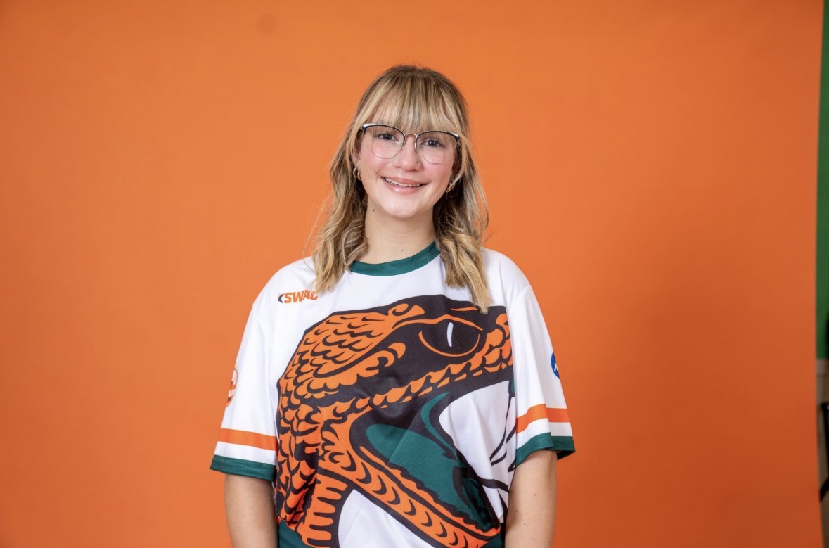 Layla Holtzapple athlete profile head shot