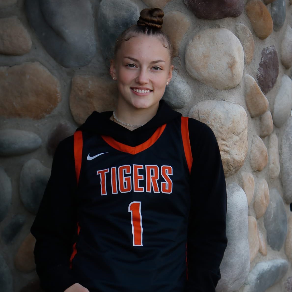 Willa Waytashek athlete profile head shot