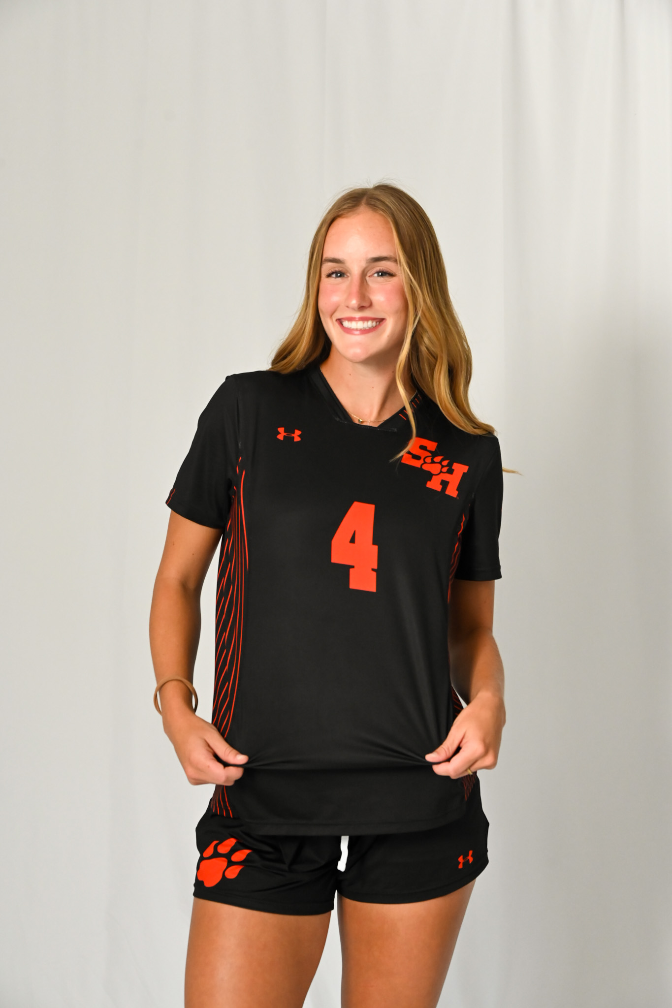 Cadence Sanders athlete profile head shot
