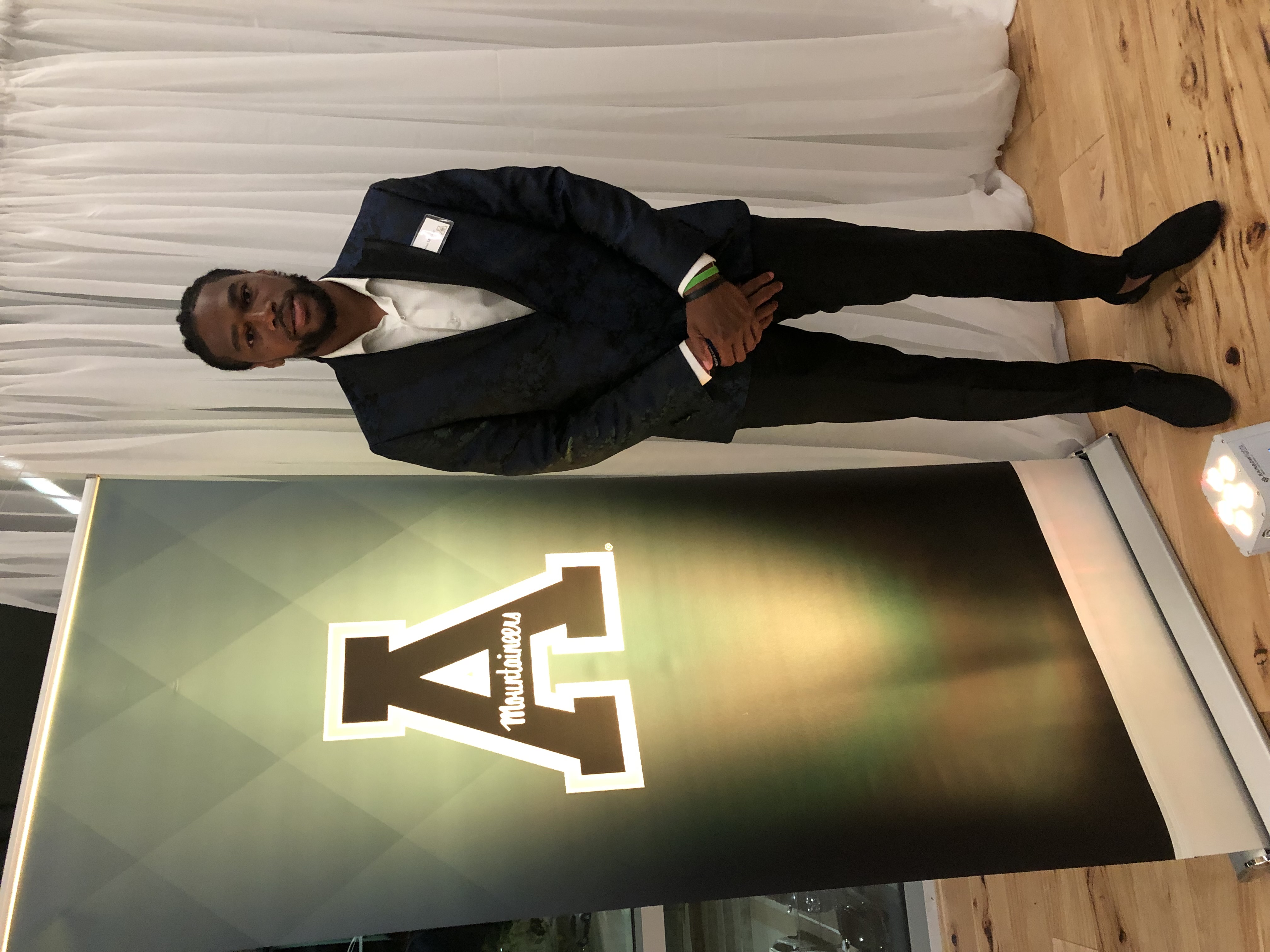 Demetrius McCray athlete profile head shot