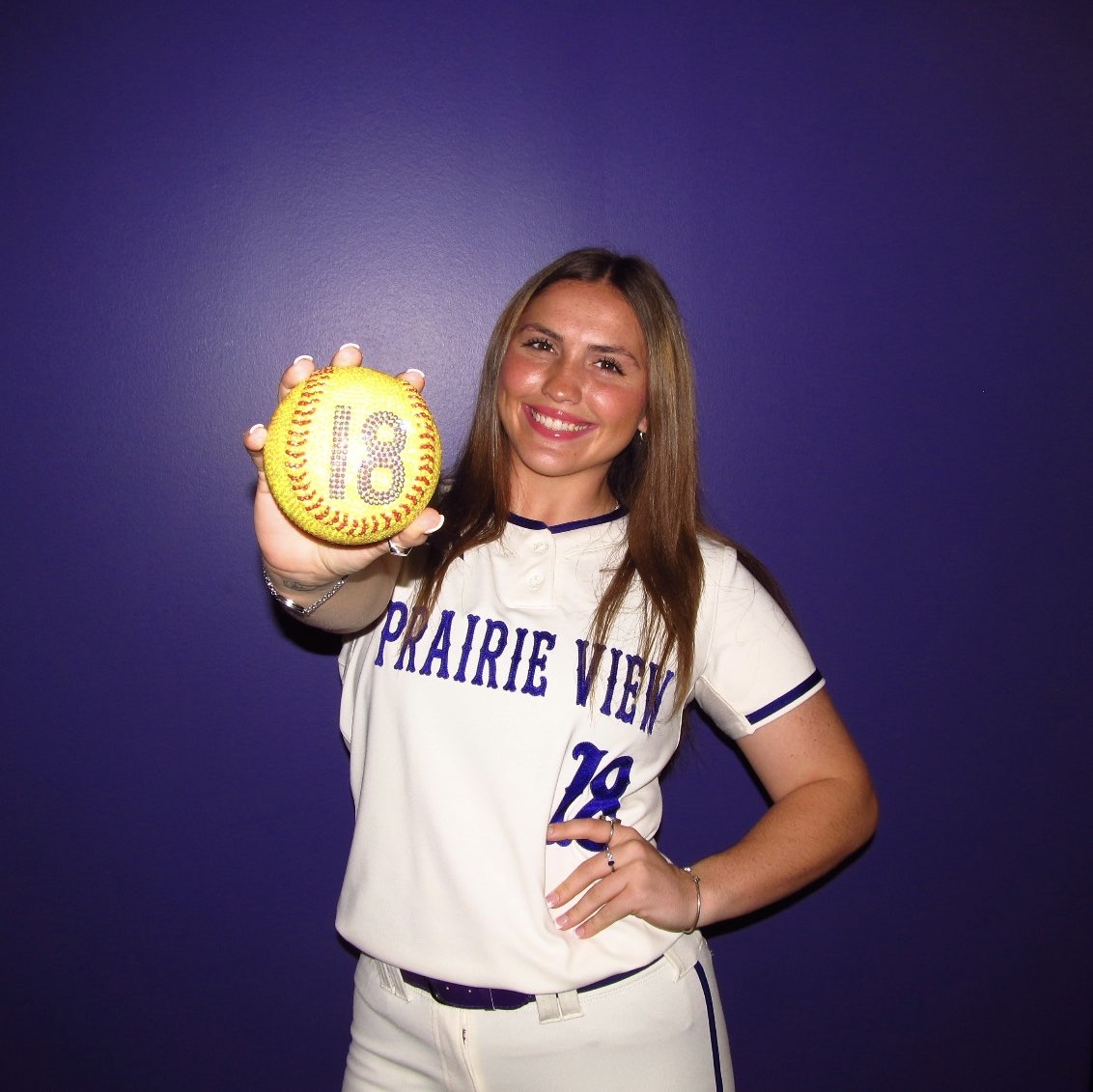 Lainey Niederhofer athlete profile head shot