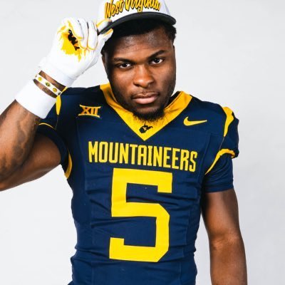 Taron Francis athlete profile head shot