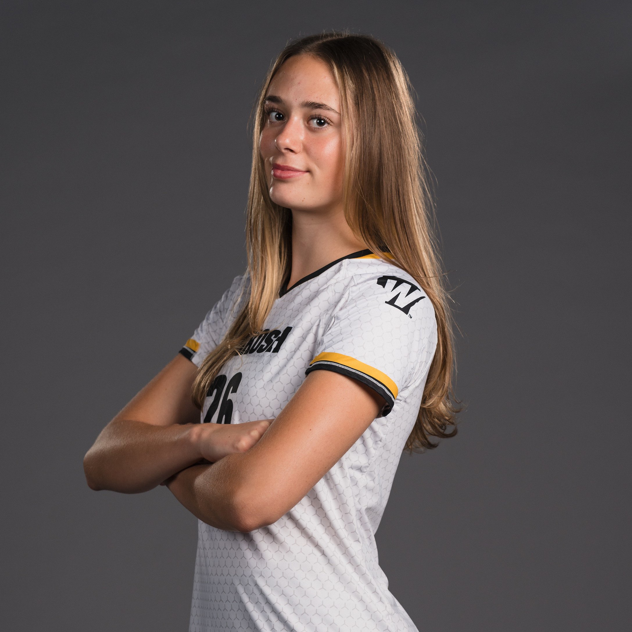 Emilia Wizceb athlete profile head shot