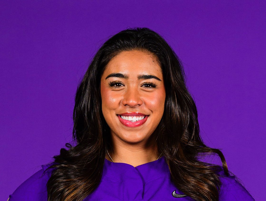 Ayla Tuua athlete profile head shot