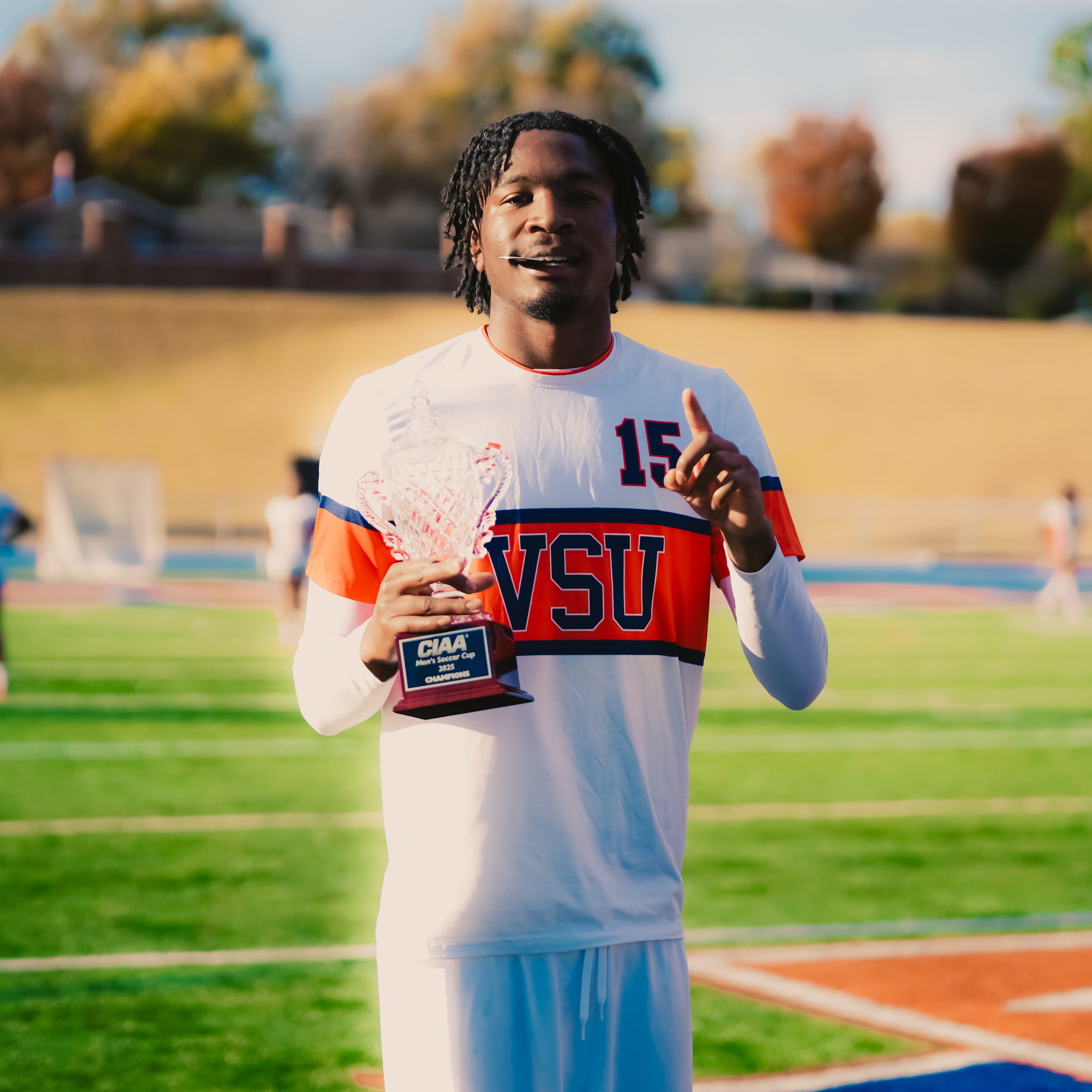 Everett Saunders athlete profile head shot