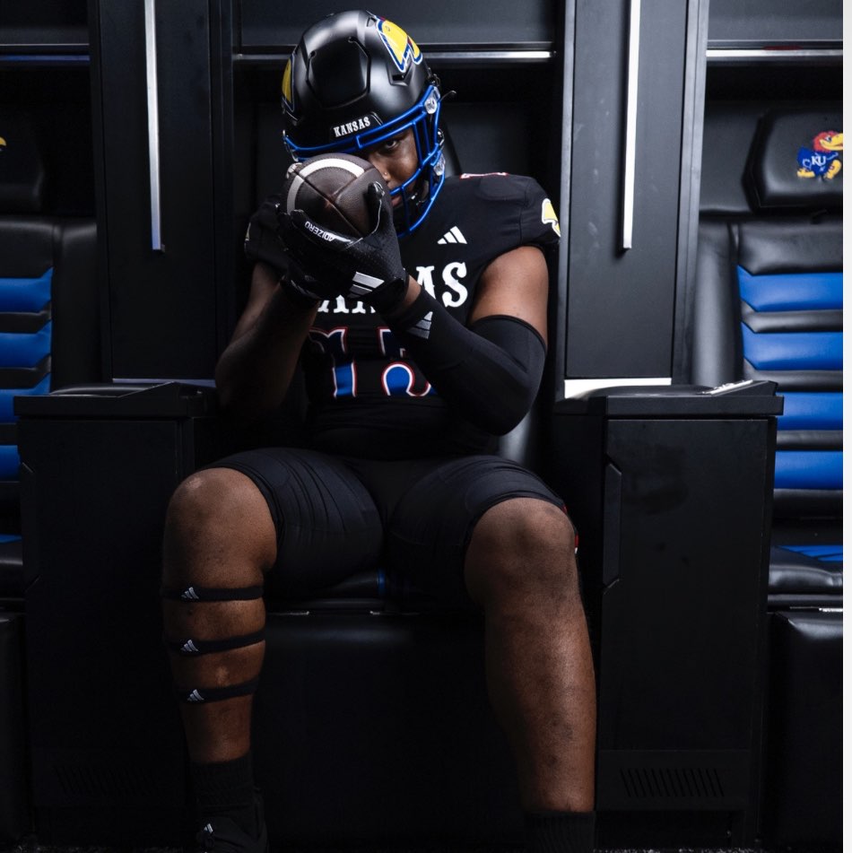 Nakwaine Carter athlete profile head shot